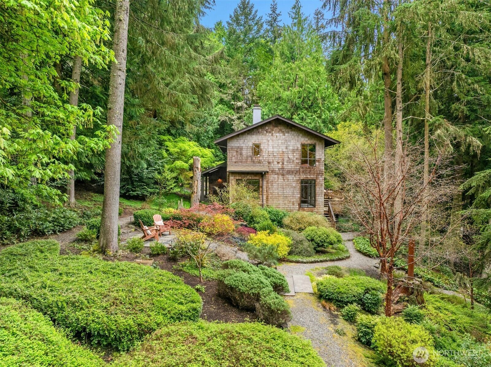 Property Photo:  8151 NE Hidden Cove Road  WA 98110 