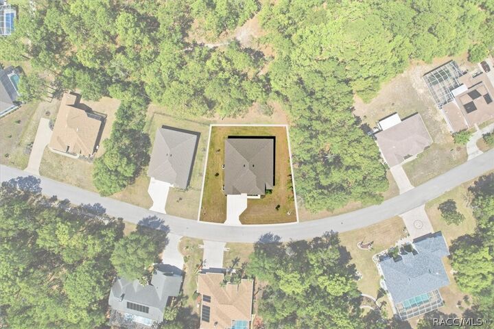 Property Photo:  7 Bells Of Ireland Court  FL 34446 