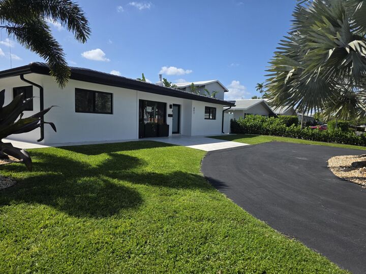 Property Photo:  491 SE 19th Avenue  FL 33060 