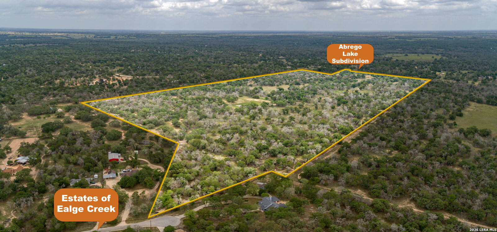 Property Photo:  132 Roemer Ln W  TX 78114 