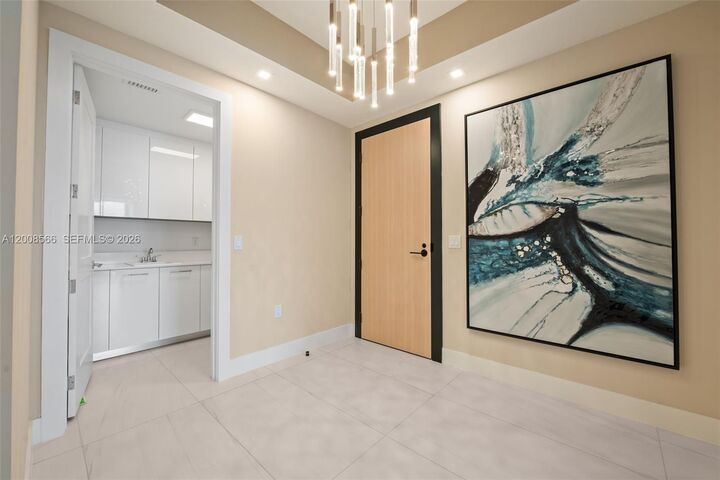 Property Photo:  153 N Seabreeze Blvd 1205  FL 33304 