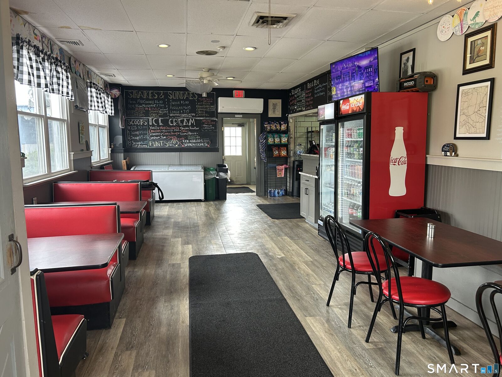 Property Photo:  270 West Street  CT 06043 