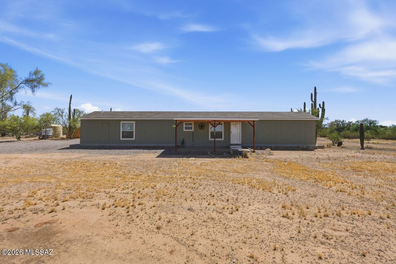 Property Photo:  37605 S Estancia Drive  AZ 85658 