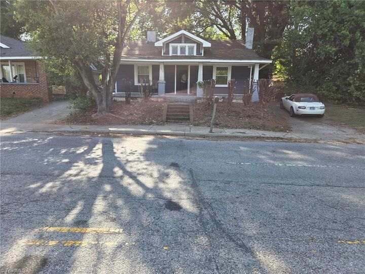 Property Photo:  1206 Brentwood Street  NC 27260 