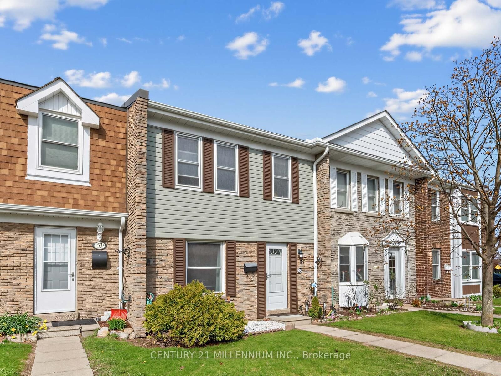 Property Photo:  1020 Central Park Drive W 52  ON L6S 3L6 