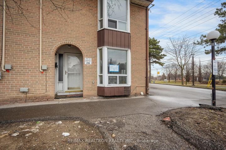 Property Photo: 250 John Garland Boulevard 106 ON M9V 1N8