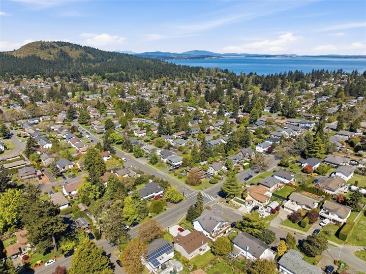 Property Photo: 4351 Torquay Dr BC V8N 3L3