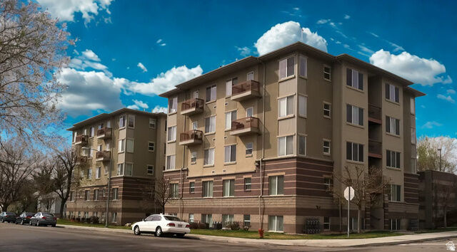 Property Photo: 765 E 560 N 404 UT 84606