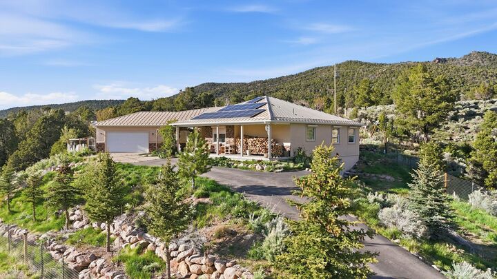 Property Photo:  1001 E Pine Valley Rd  UT 84781 