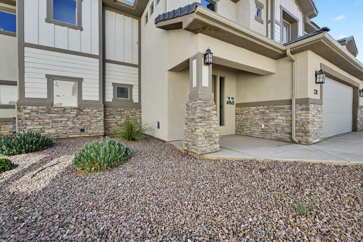 Property Photo: 278 N 2020 W UT 84737