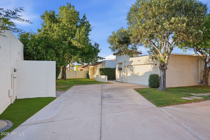 Property Photo:  7352 E Valley Vista Drive  AZ 85250 