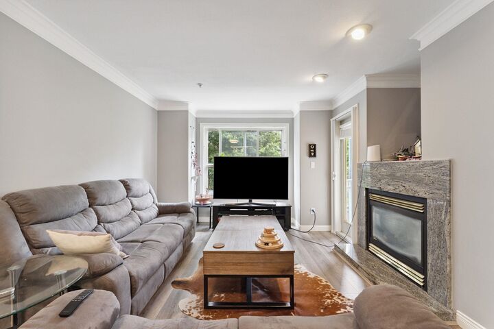 Property Photo: 8115 121A Street 211 BC V3W 1J2