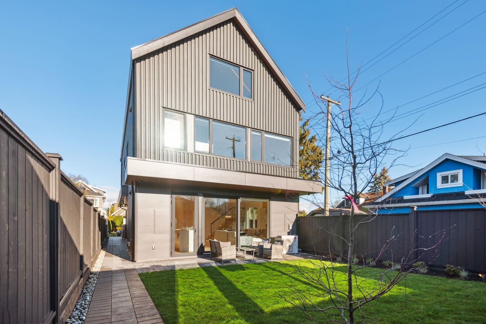 Property Photo: 3620 W 20th Avenue 2 BC V6S 1E8