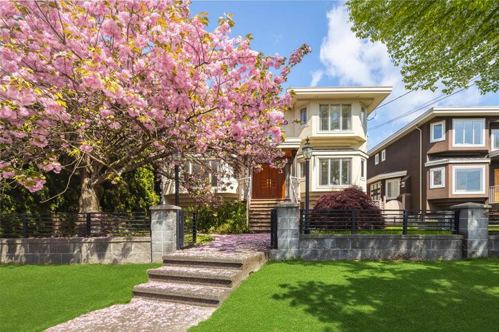 Property Photo: 4993 Venables Street BC V5B 1X8