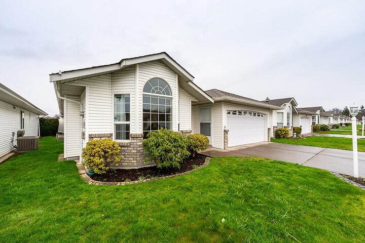 Property Photo: 9102 Hazel Street 8 BC V2P 5N4
