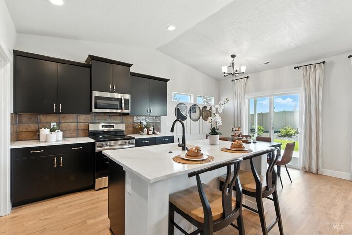 Property Photo:  158 W Omphale St.  ID 83634 