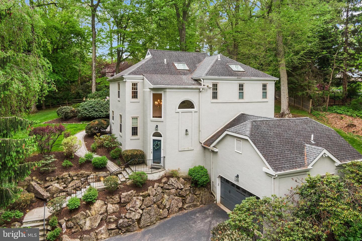 Property Photo: 2114 Greenbrier Drive PA 19085