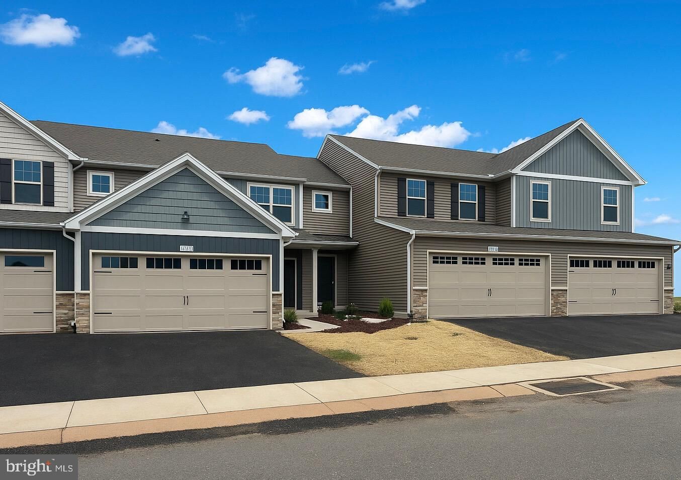 Property Photo:  7272 White Oak Boulevard  PA 17112 