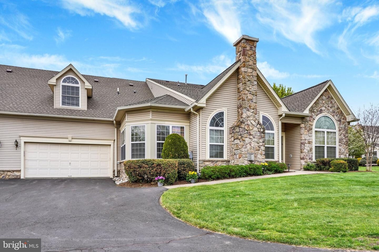 Property Photo:  203 Fairway Drive  PA 18974 