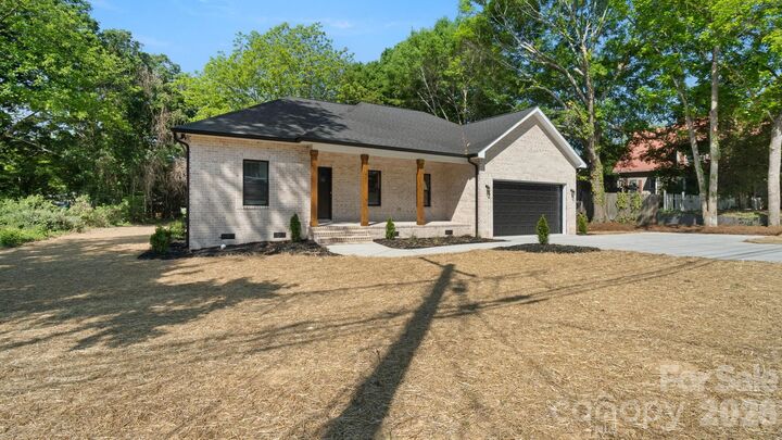 Property Photo: 511 North Flint Street NC 28107