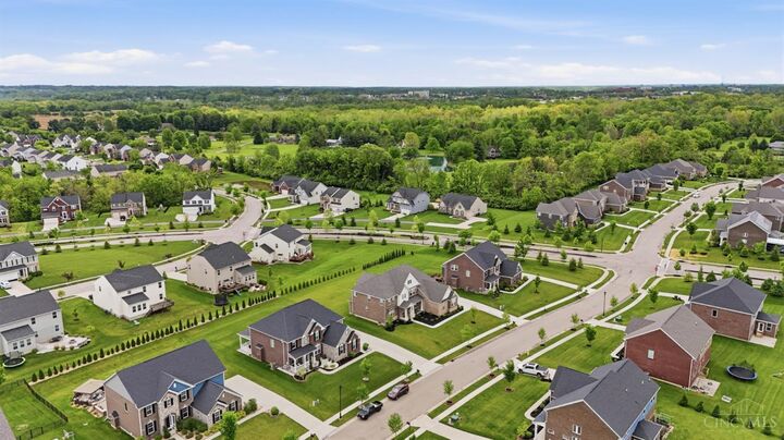 Property Photo:  4123 Highland Green Drive  OH 45040 