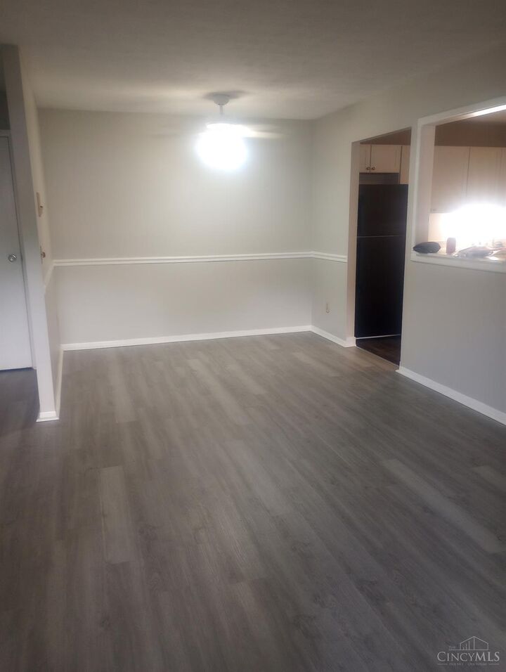 Property Photo:  7217 Creekview Drive  OH 45247 