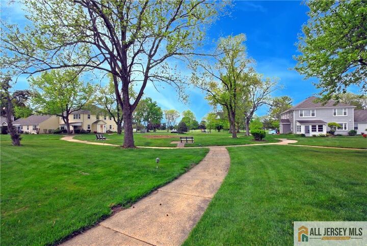 Property Photo:  97 Glenwood Lane B  NJ 08831 