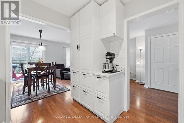 Photo de la propriété:  36 Wheler Court  ON L9P 1T8 