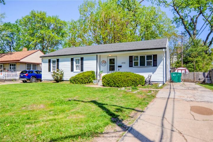 Property Photo:  376 E Melrose Court  IL 62526 