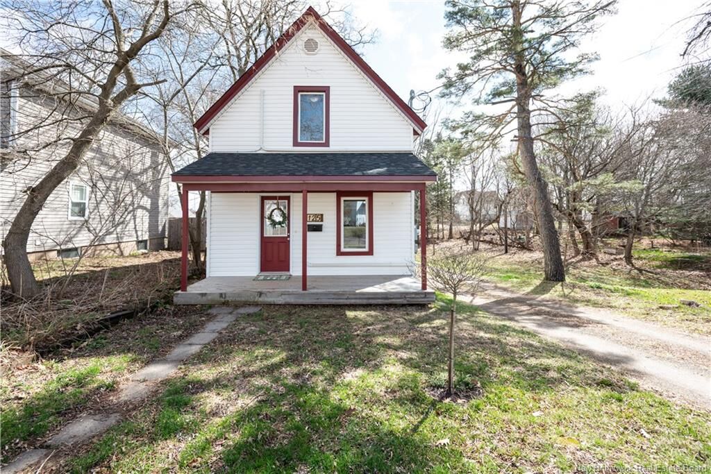 Property Photo: 125 Broadway NB E1A 3Y3