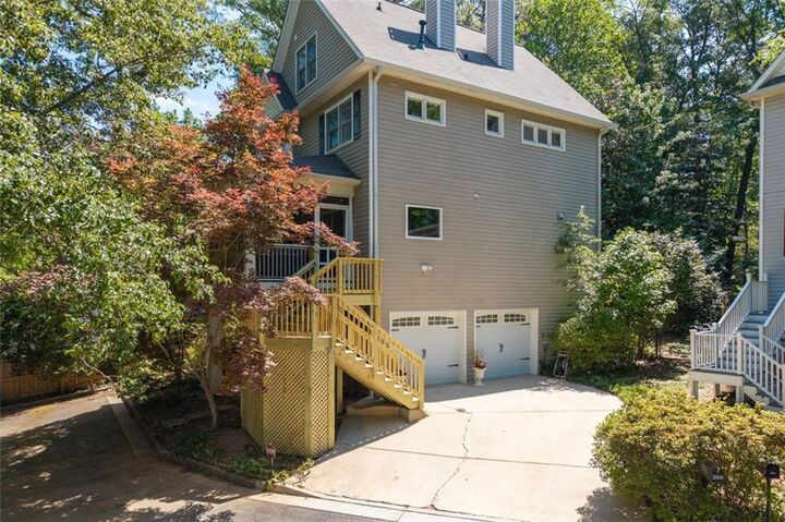 Property Photo:  200 Glenlake Commons Drive  GA 30030 