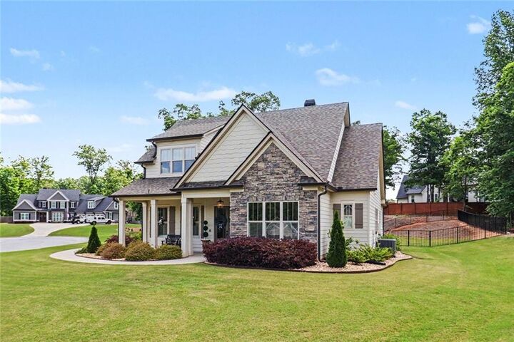 Property Photo:  13 Anchor Court  GA 30263 
