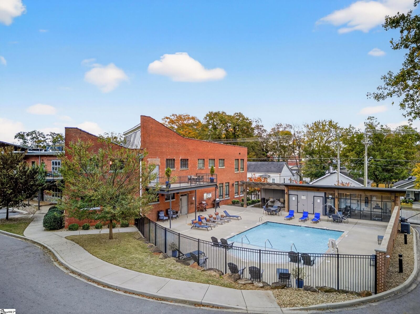Property Photo:  806 Green Avenue Unit 213  SC 29605 