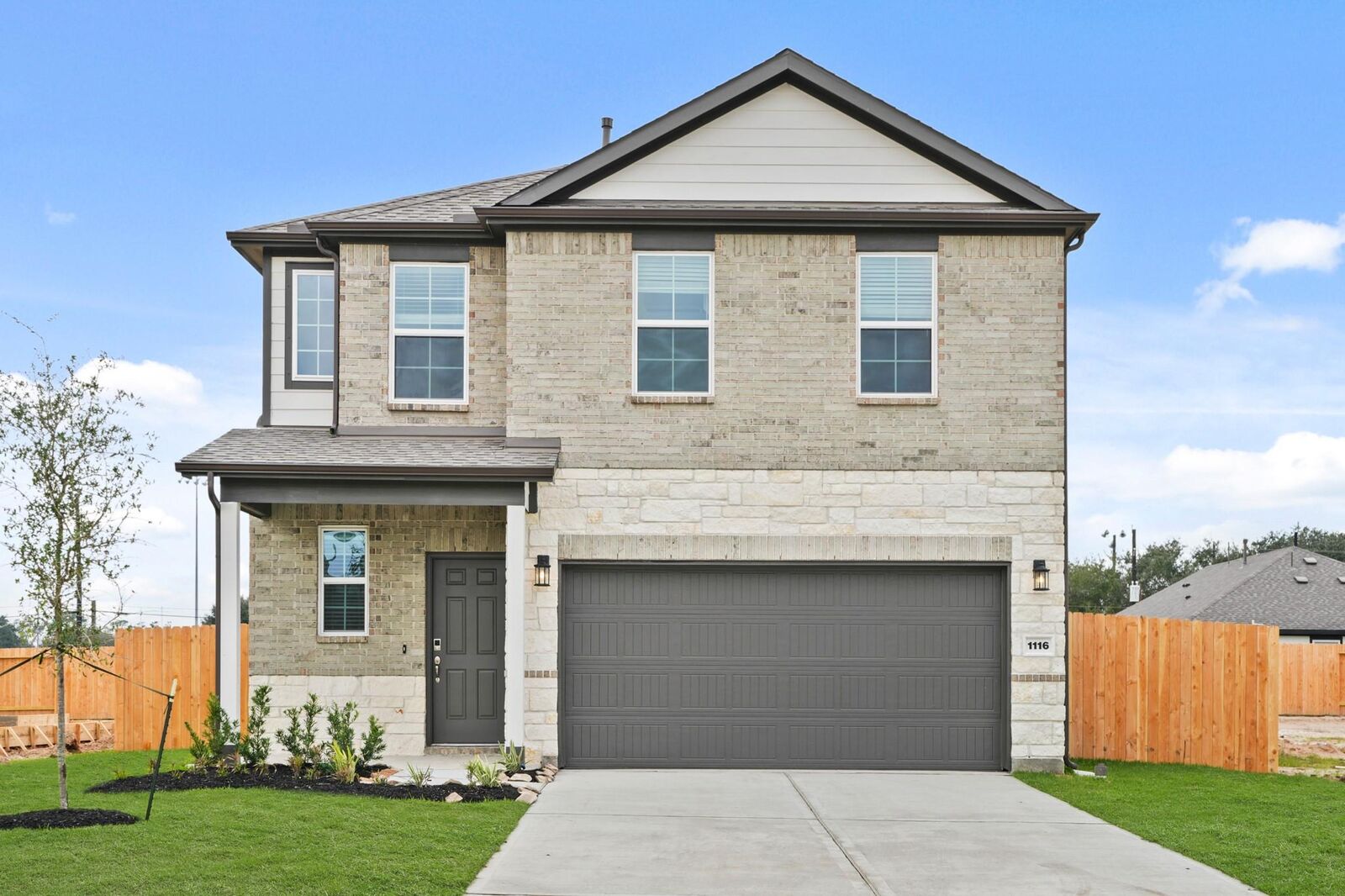 Property Photo: 1116 Independence Avenue TX 77414