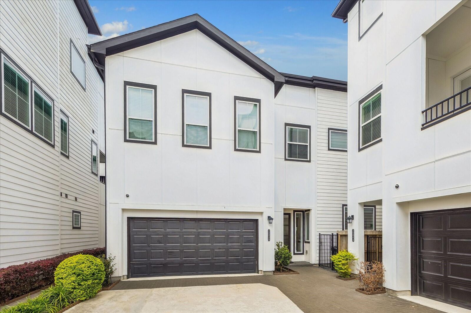 Property Photo:  2804 Grand Fountains Drive B  TX 77054 