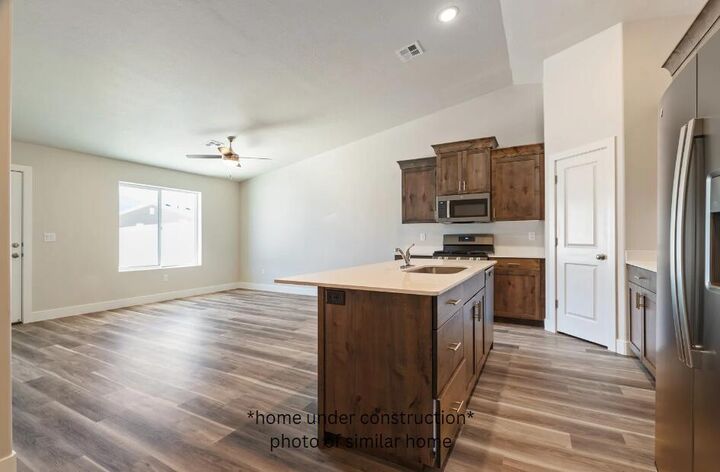 Property Photo:  671 W 2360 N  UT 84721 