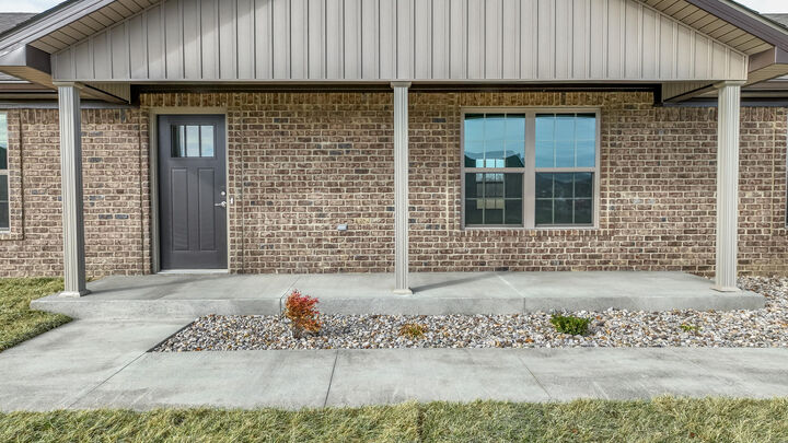 Property Photo:  571 Middle Crk Way  KY 40403 