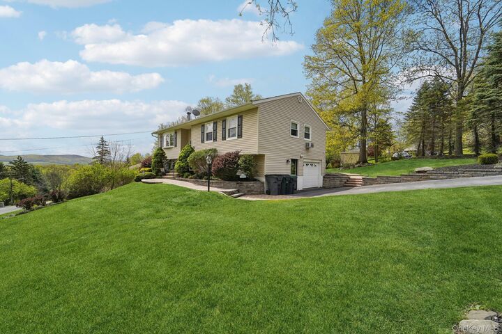 Property Photo:  31 Sunset Terrace  NY 10930 