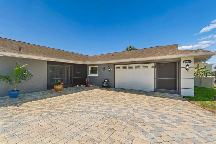 Property Photo:  15528 Allmand Drive  FL 34667 
