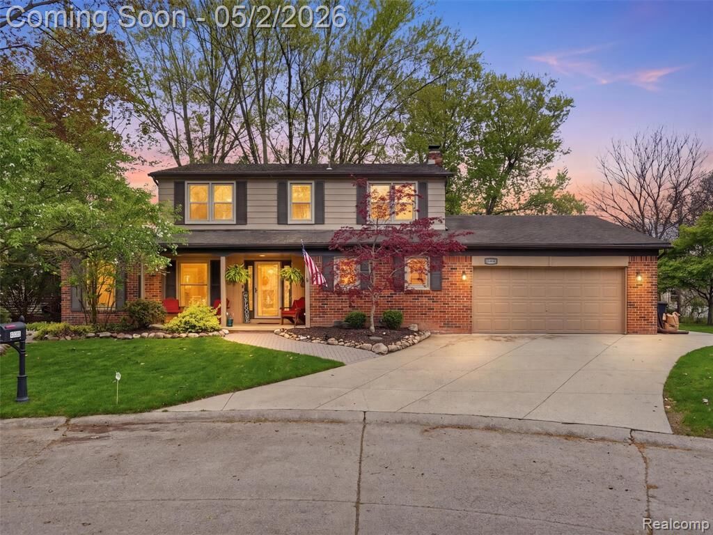 Property Photo: 37279 Maple Leaf Court MI 48036 1614