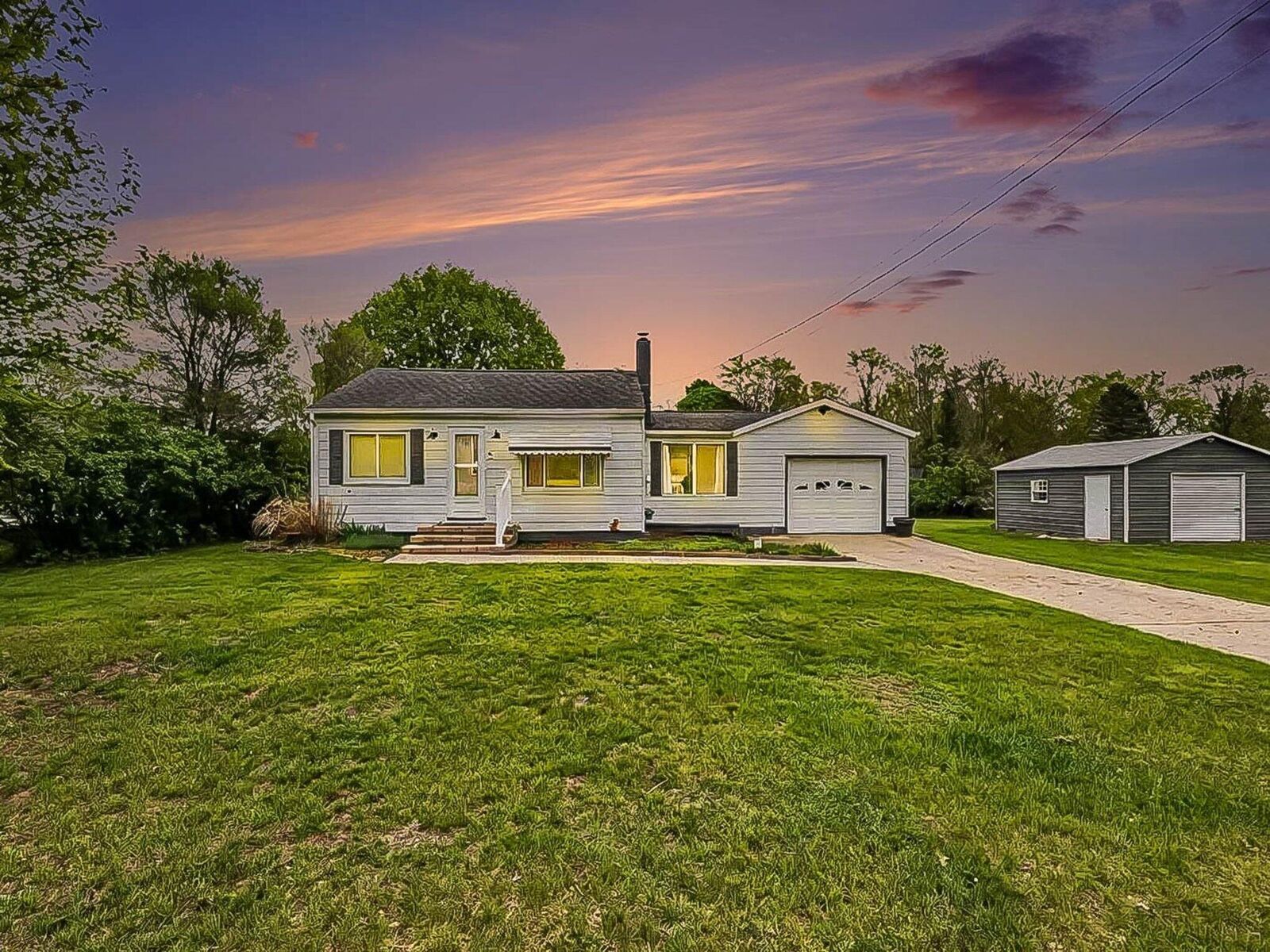 Property Photo:  615 Gregory Place  MI 49202 