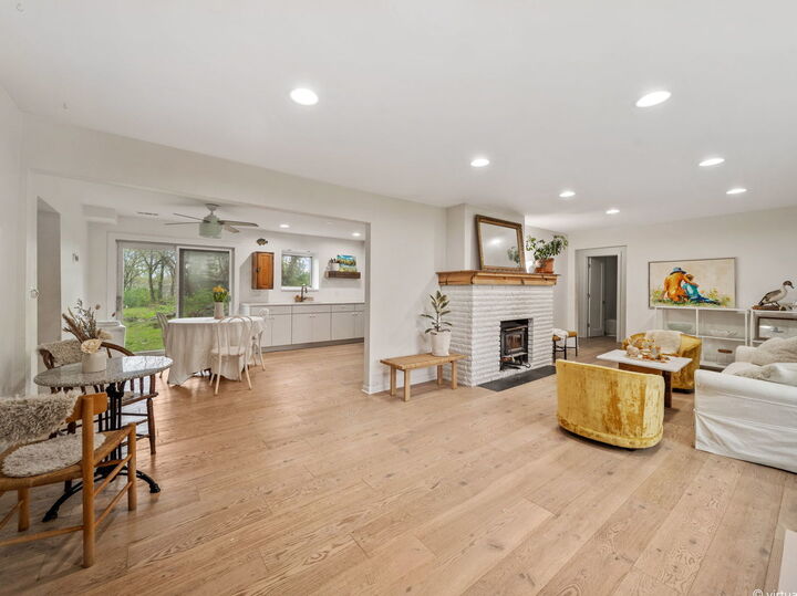 Property Photo:  1S655 Taylor Road  IL 60137 