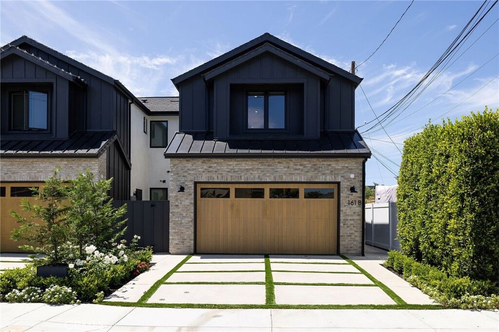 Property Photo:  161 Cecil Place B  CA 92627 