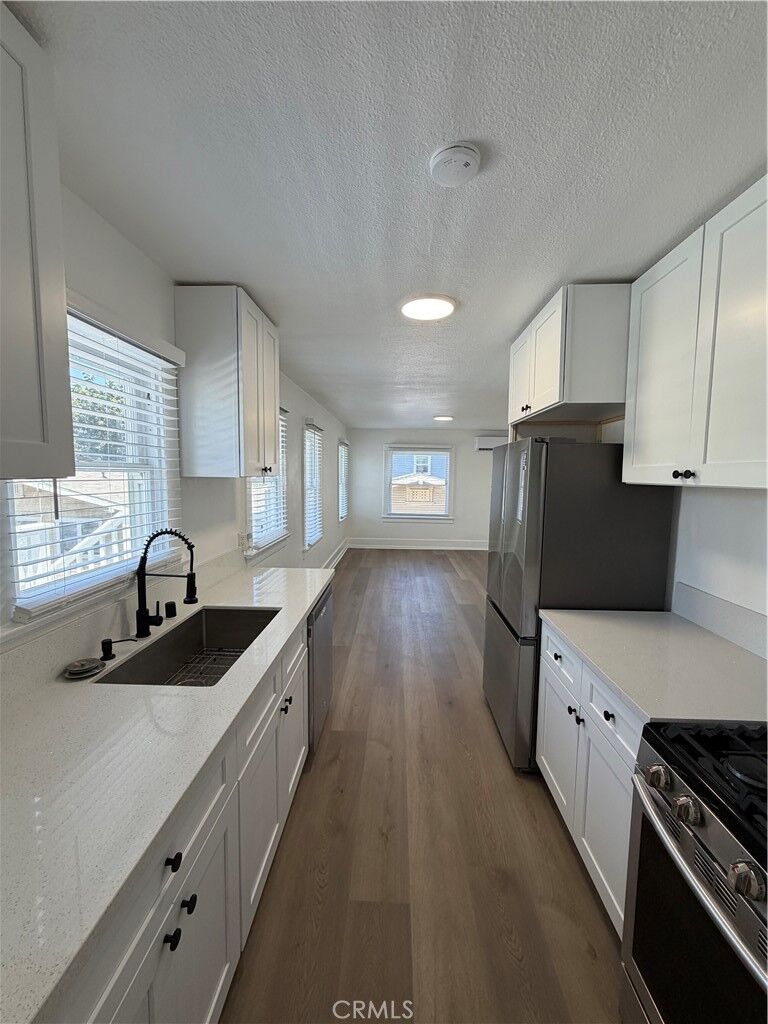 Property Photo: 125 W Valencia CA 92832