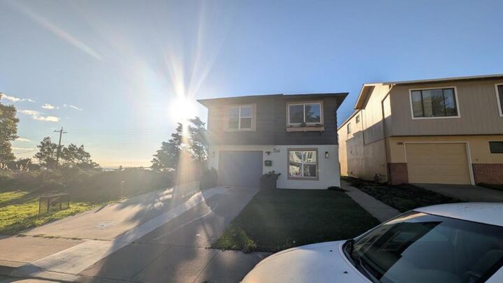 Property Photo:  910 Skyline Drive  CA 94015 
