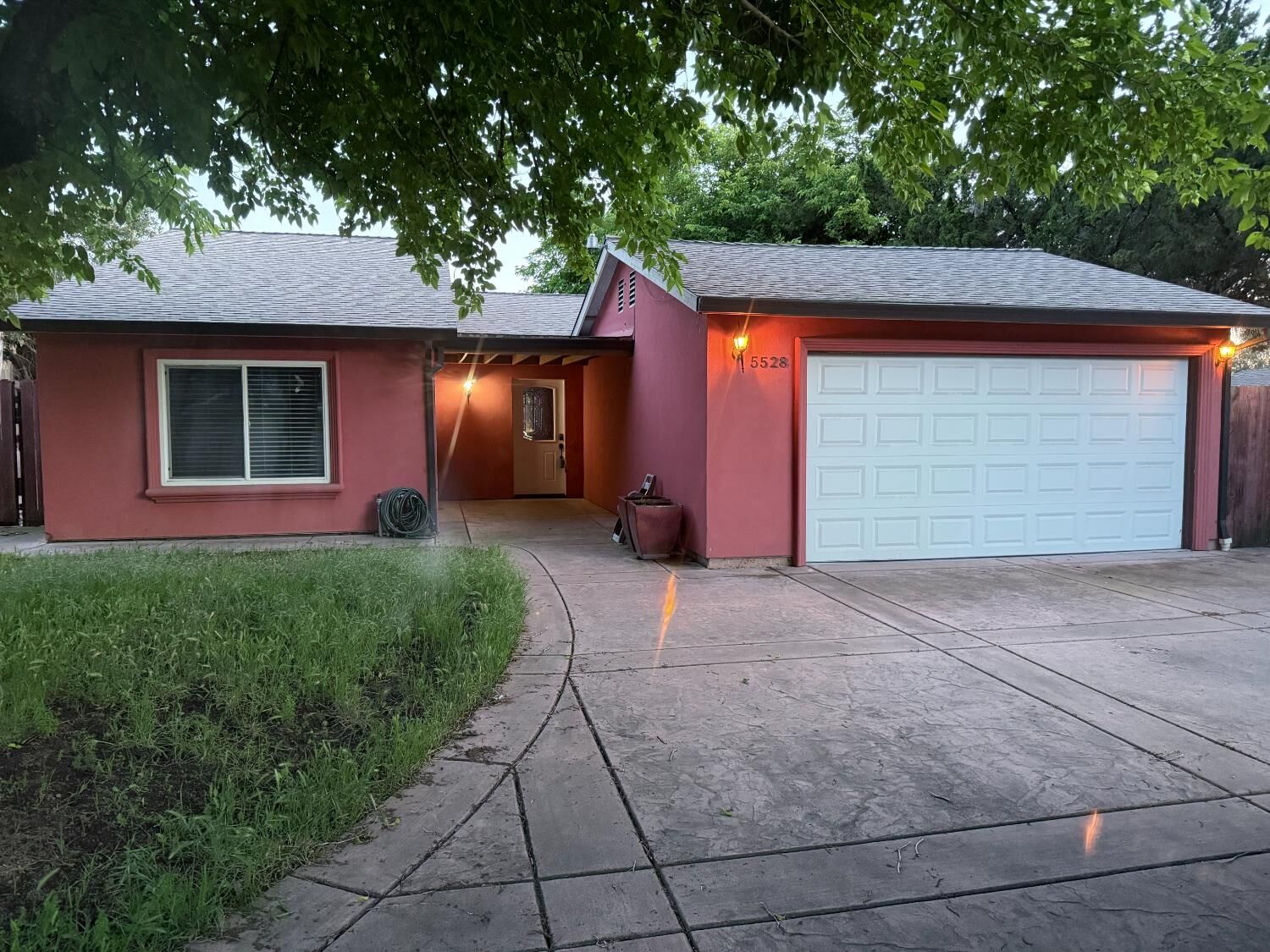 Property Photo: 5528 Eagle View Way CA 95842