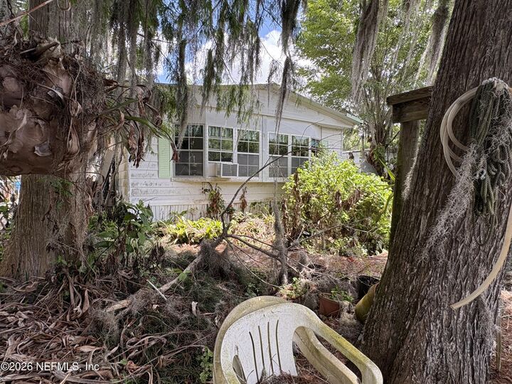 Property Photo:  161 Smith Lane  FL 32189 