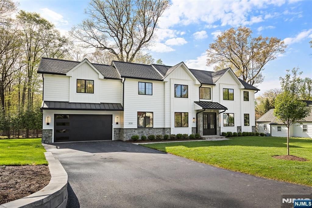 Property Photo:  308 Myrtle Street  NJ 07641 