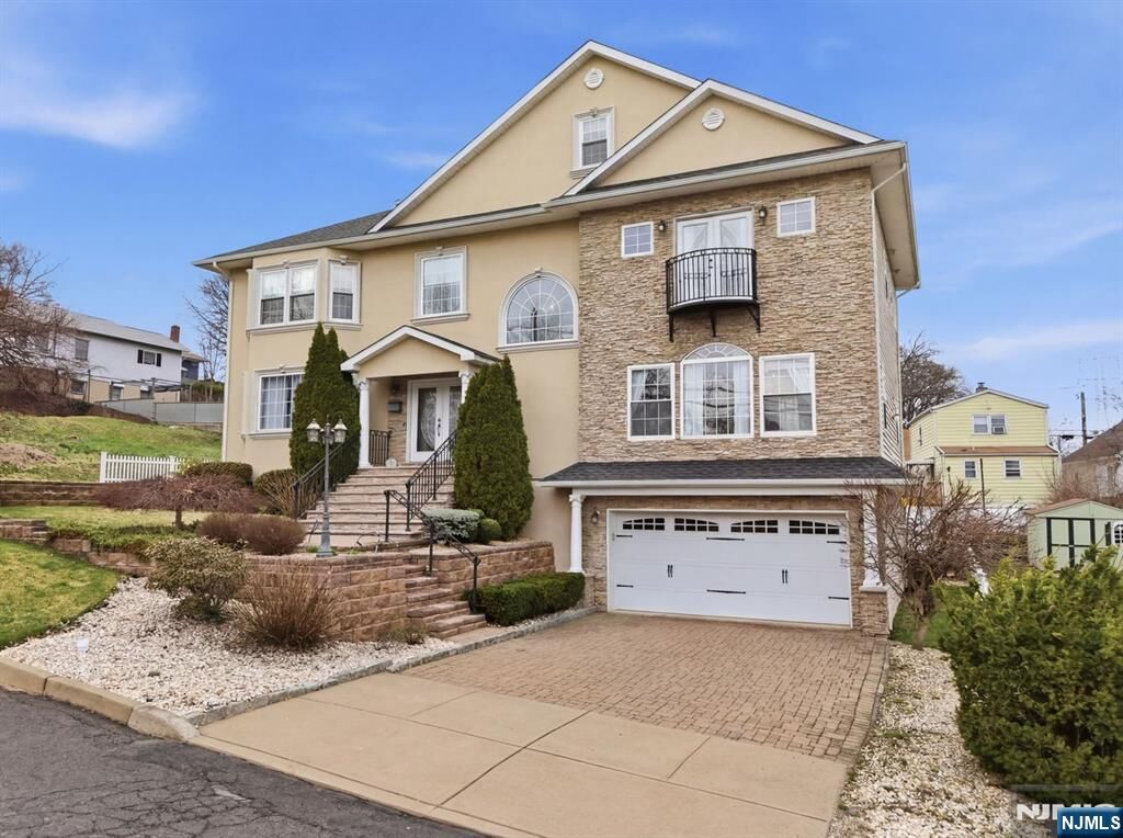 Property Photo:  138 Spatz Avenue  NJ 07110 