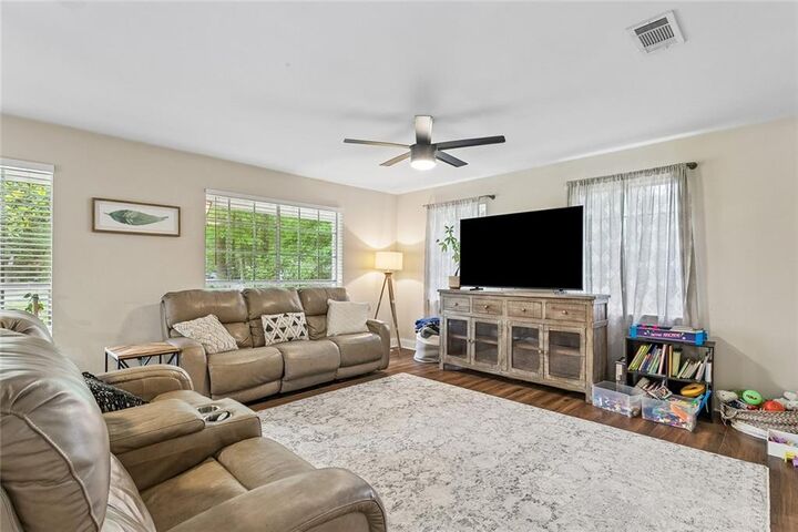 Property Photo:  8 Patricia Drive  LA 70433 